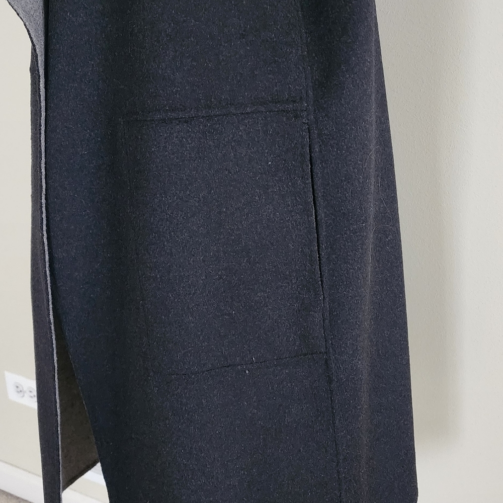 Calvin Klein Reversible wool vest - Picture 11 of 12